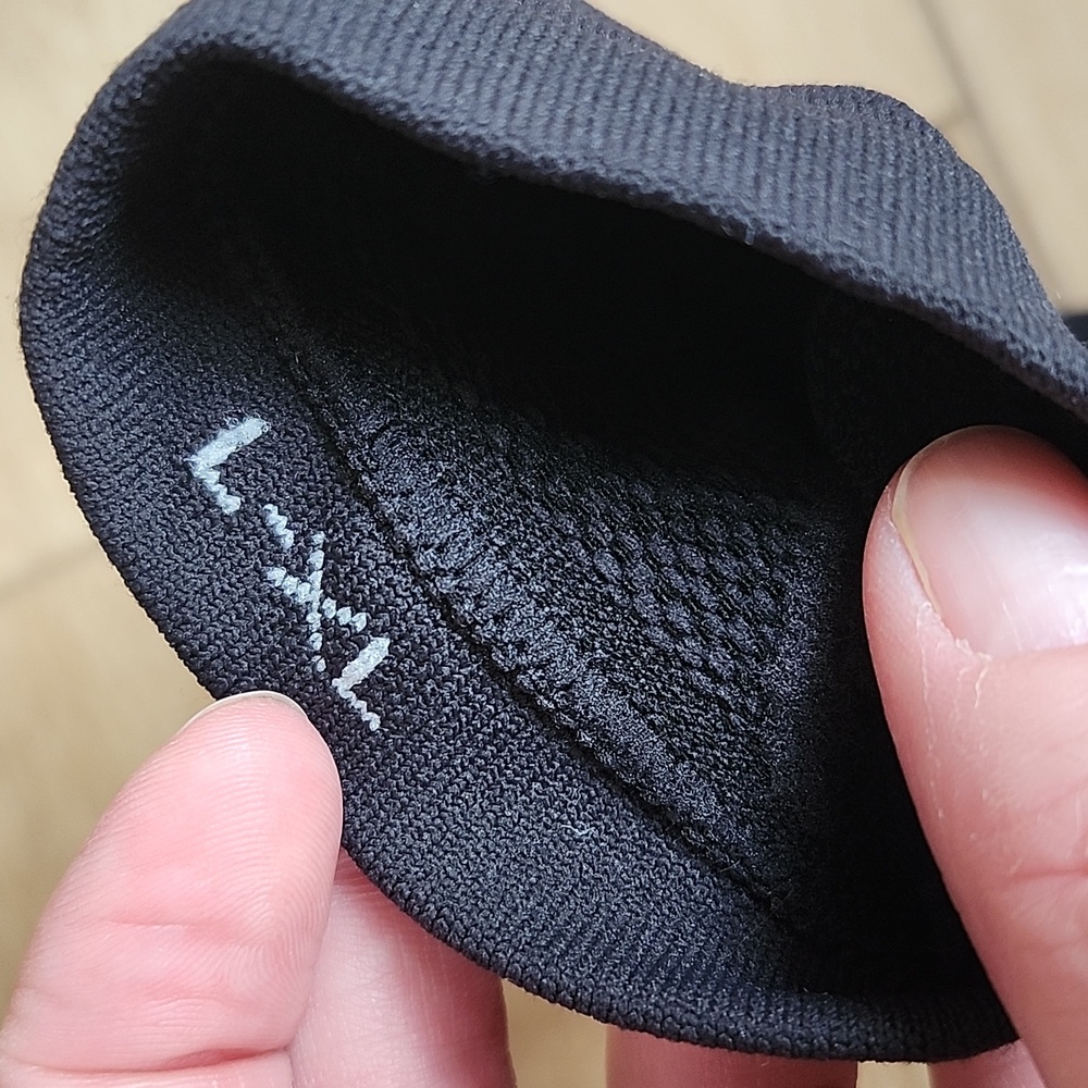 Adidas Black Arm Sleeve - Picture 2 of 5